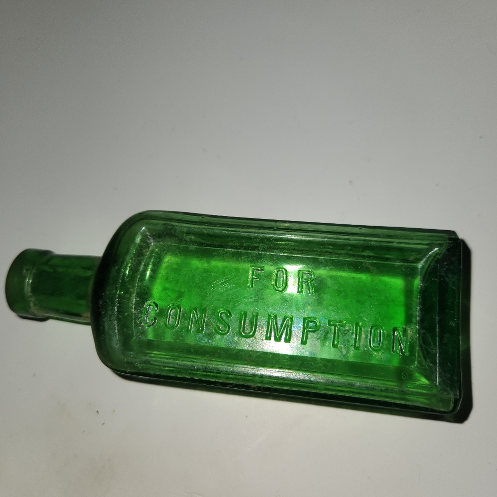 Antique  Dug Green Glass Quack Cure  Bottle Advertising For Consumption Piso's